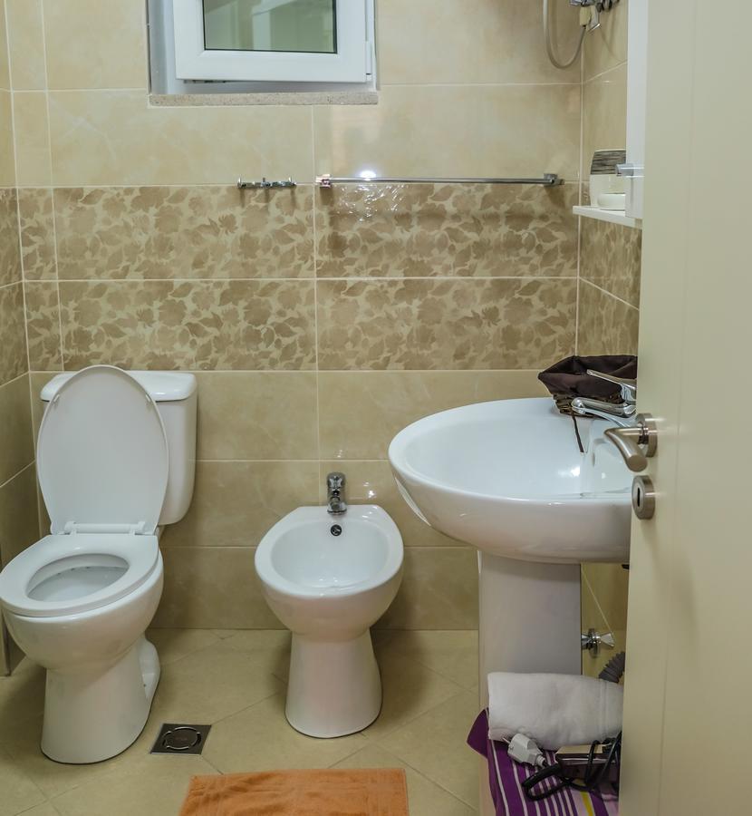 Ariadnes Apartments Tiranë Ngoại thất bức ảnh